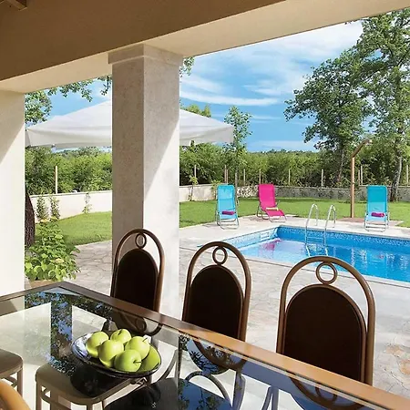 Villa Tina *